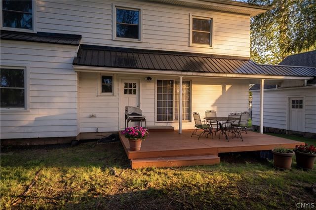 27 White Bridge Road, Owasco, NY 13021
