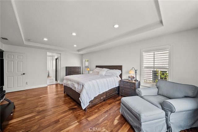 28502 Agajanian, Saugus, CA 91390