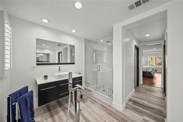 28502 Agajanian, Saugus, CA 91390