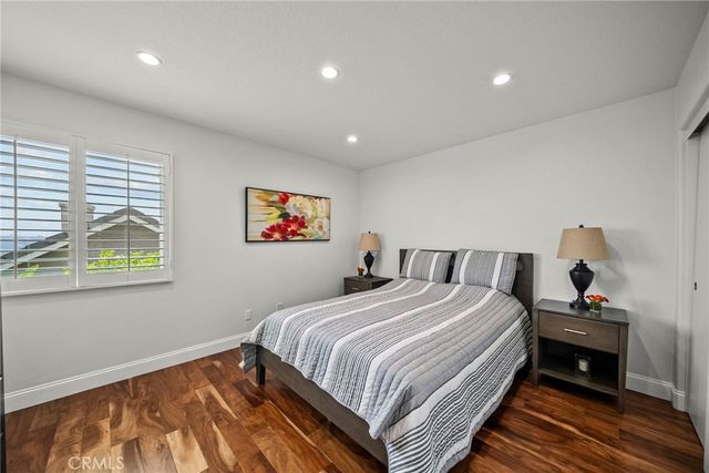 28502 Agajanian, Saugus, CA 91390