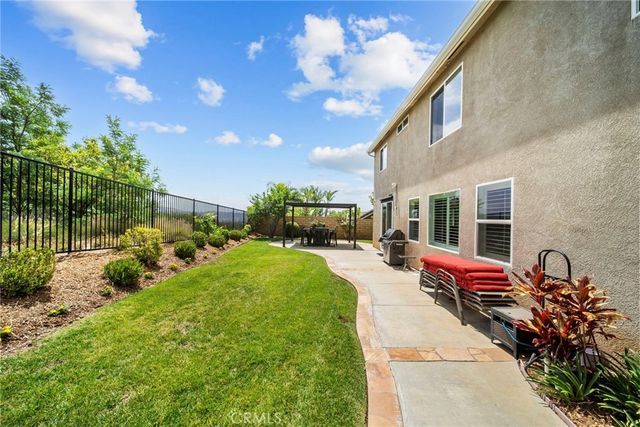 28502 Agajanian, Saugus, CA 91390