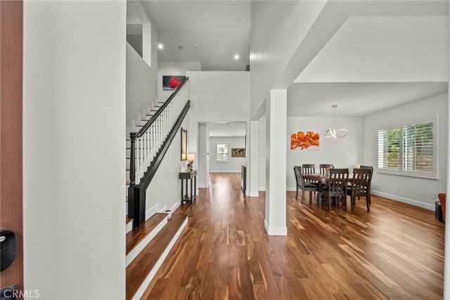 28502 Agajanian, Saugus, CA 91390