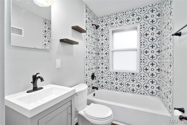 3102 Saint Myron Lane, St Ann, MO 63074