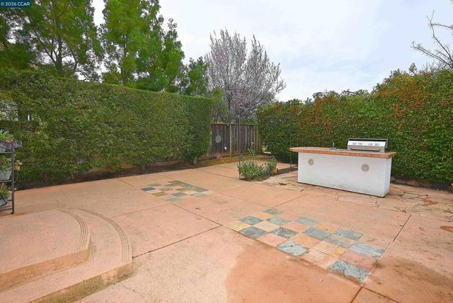 2152 2152 Bluerock Circle, Concord, CA 94521