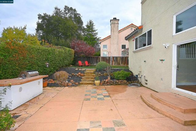 2152 2152 Bluerock Circle, Concord, CA 94521