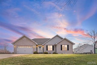 336 Overlook Drive, Edwardsville, IL 62025