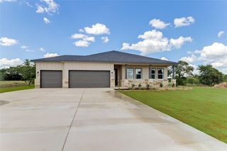 124 Draper LN, Bertram, TX 78605