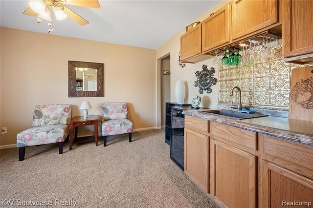 58767 Hunters Court, South Lyon, MI 48178