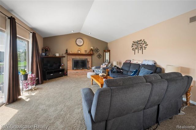 58767 Hunters Court, South Lyon, MI 48178