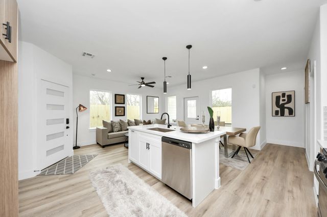 9028 Scott Street, Houston, TX 77051