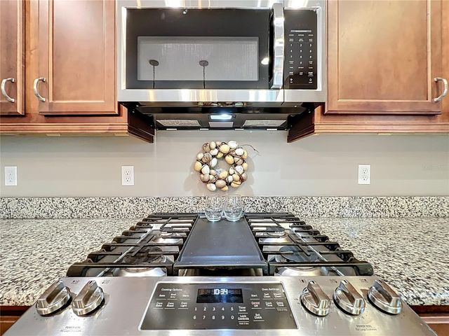 383 ALCOVE DRIVE, Groveland, FL 34736