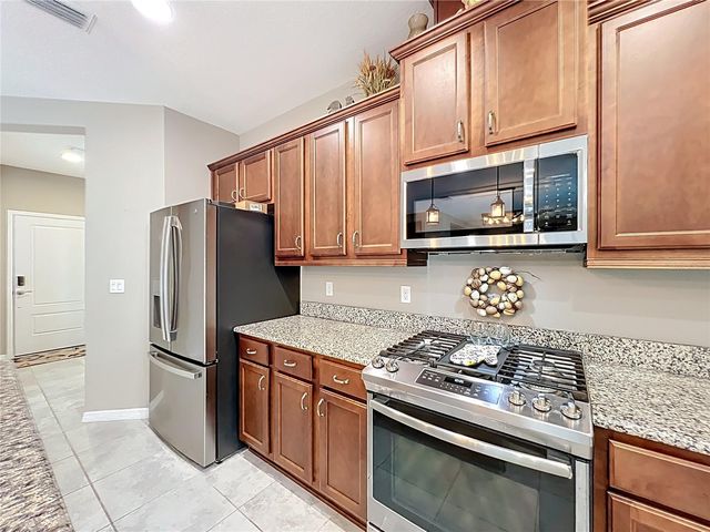 383 ALCOVE DRIVE, Groveland, FL 34736