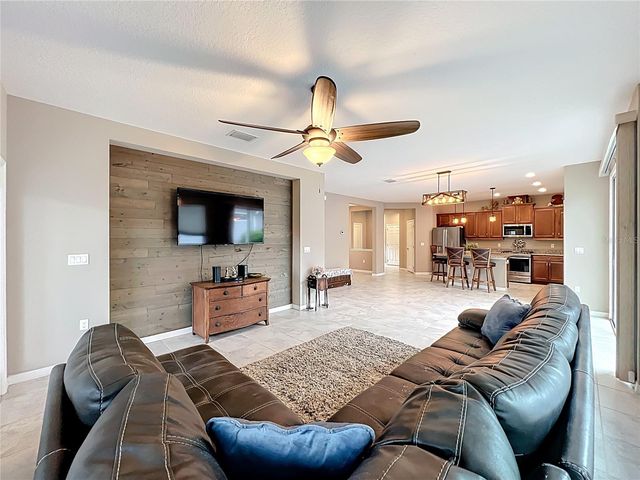 383 ALCOVE DRIVE, Groveland, FL 34736