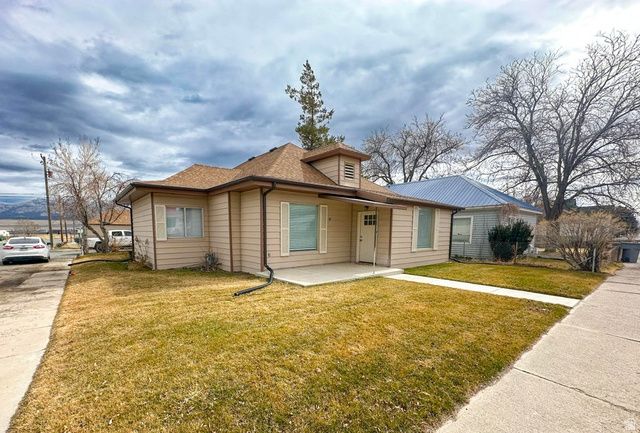 82 N MAIN ST, Milford, UT 84751