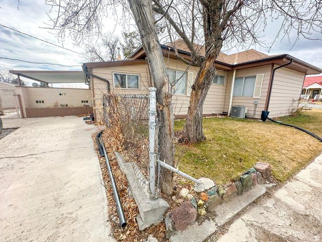 82 N MAIN ST, Milford, UT 84751