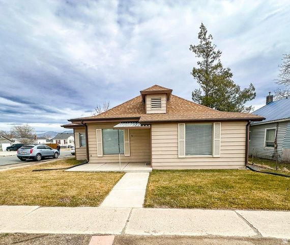 82 N MAIN ST, Milford, UT 84751