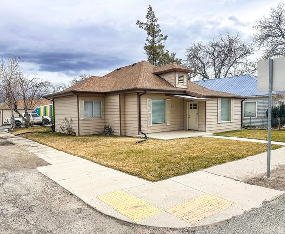 82 N MAIN ST, Milford, UT 84751
