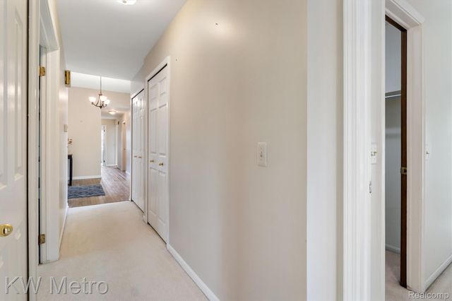 34721 Pembroke Avenue, Livonia, MI 48152