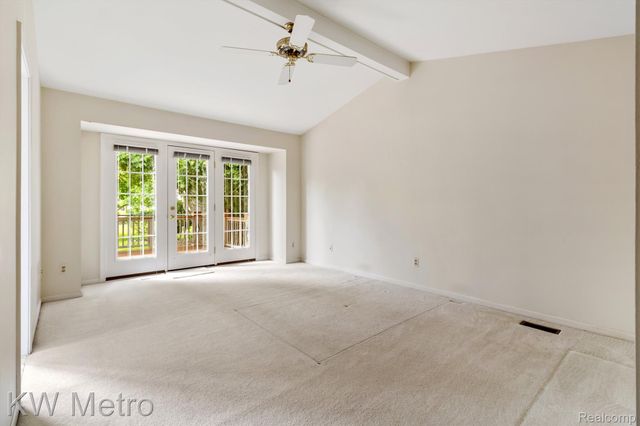34721 Pembroke Avenue, Livonia, MI 48152