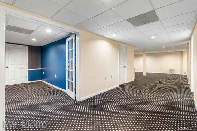 34721 Pembroke Avenue, Livonia, MI 48152