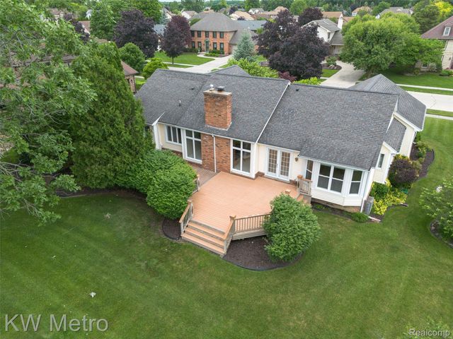 34721 Pembroke Avenue, Livonia, MI 48152