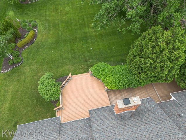 34721 Pembroke Avenue, Livonia, MI 48152