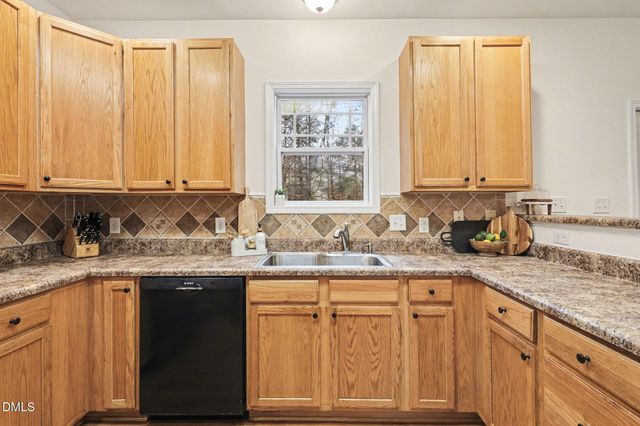 229 Autumn Glen Lane, Holly Springs, NC 27540