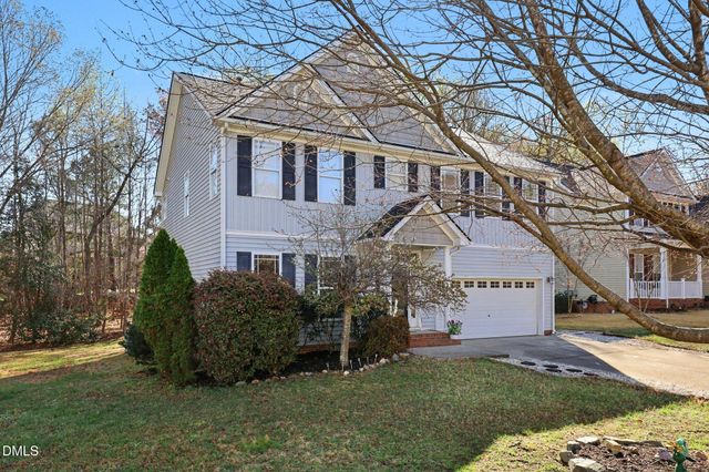 229 Autumn Glen Lane, Holly Springs, NC 27540