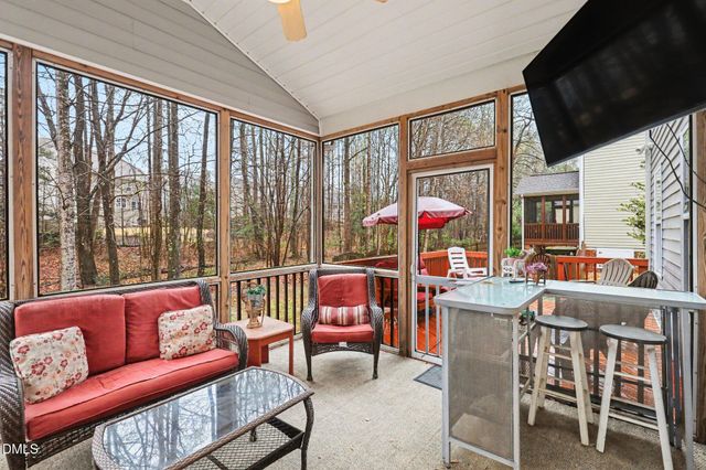 229 Autumn Glen Lane, Holly Springs, NC 27540