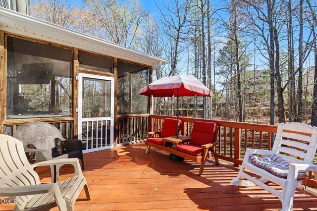 229 Autumn Glen Lane, Holly Springs, NC 27540