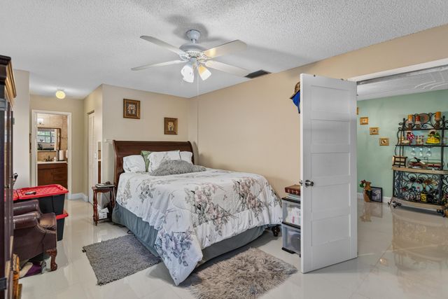 3750 NW 73rd Avenue, Lauderhill, FL 33319