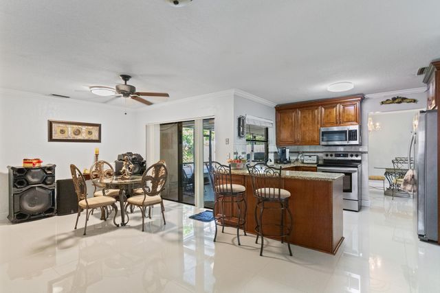 3750 NW 73rd Avenue, Lauderhill, FL 33319