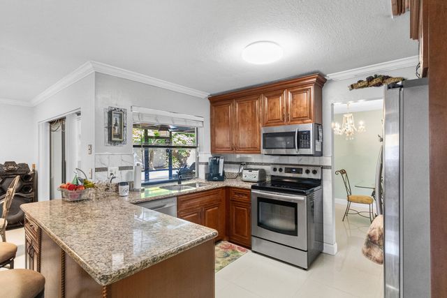 3750 NW 73rd Avenue, Lauderhill, FL 33319