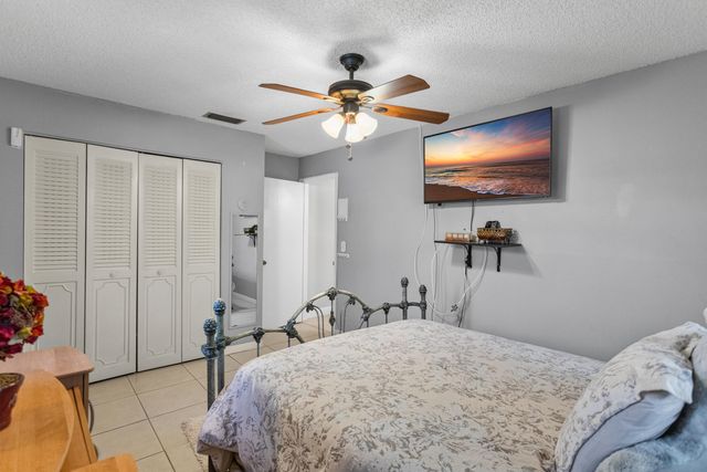 3750 NW 73rd Avenue, Lauderhill, FL 33319
