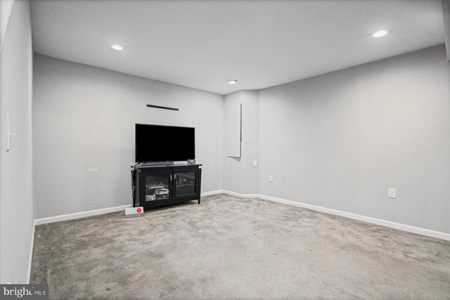 2667 W PARK DR, Baltimore, MD 21207