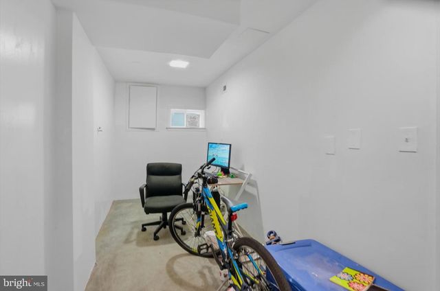 2667 W PARK DR, Baltimore, MD 21207