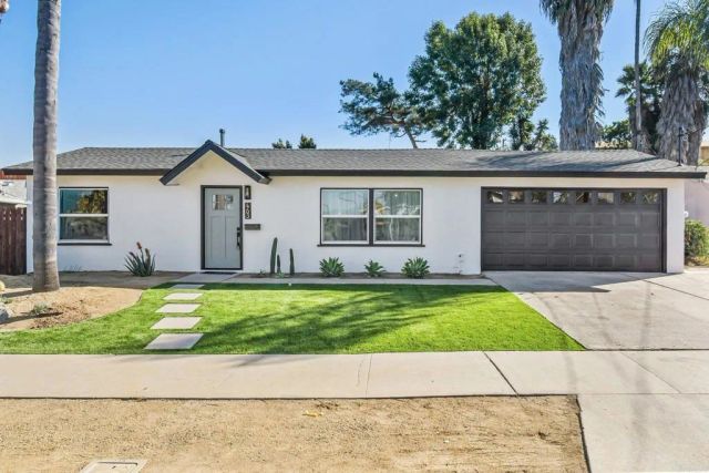 463 Parkbrook St, Spring Valley, CA 91977