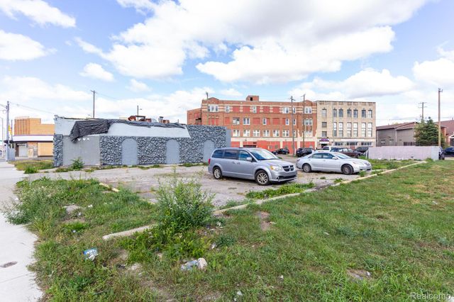 9104 Grand River Avenue, Detroit, MI 48204