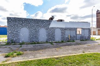 9104 Grand River Avenue, Detroit, MI 48204