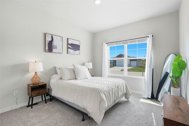 812 Juneberry Drive, Palo, IA 52324