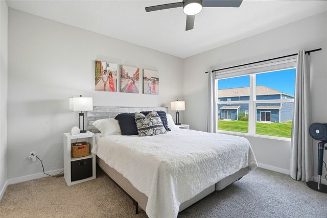 812 Juneberry Drive, Palo, IA 52324