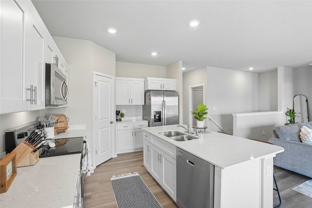 812 Juneberry Drive, Palo, IA 52324