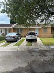 12888 SW 53rd St, Miami, FL 33175