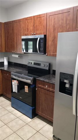 8216 DOWNPATRICK COURT, Tampa, FL 33610