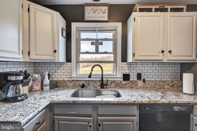 101 TOWNHOUSE LN, Lancaster, PA 17603