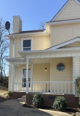 1010 Silver Point Dr, Murfreesboro, TN 37130