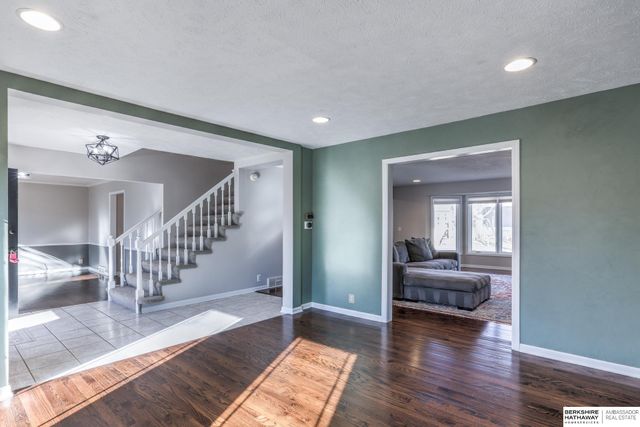 13534 Taylor Street, Omaha, NE 68154