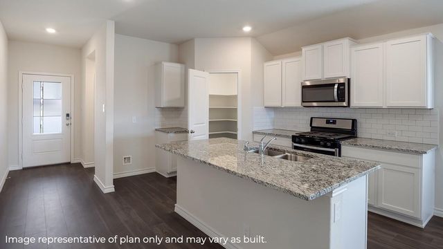 3831 Turnpike Drive, Fulshear, TX 77441