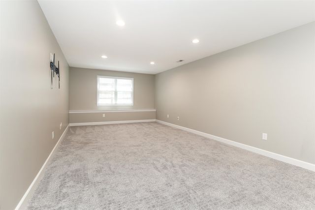 14329 E Spring Creek Dr, Wichita, KS 67230