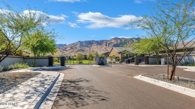 1618 W MONTE Way, Phoenix, AZ 85041